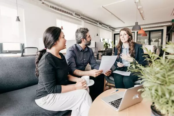 Como Conquistar Promoções e Crescer na Carreira sem Sair do Emprego